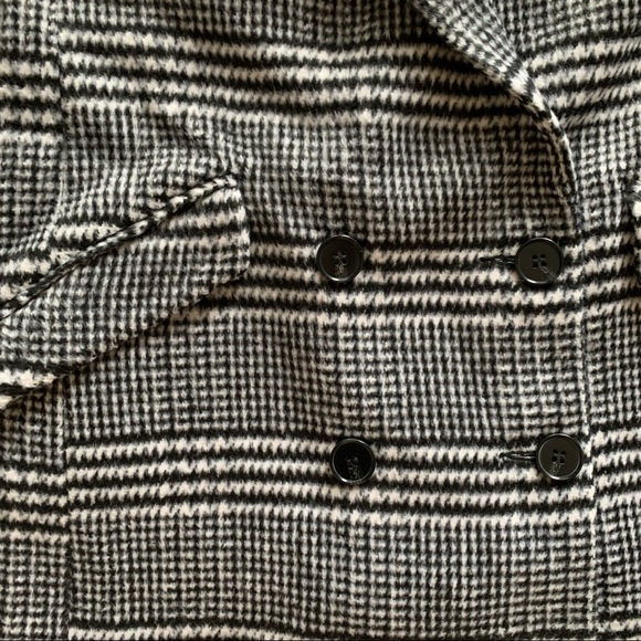 ASOS Design Petite Checked Pea Coat - Picture 6 of 10